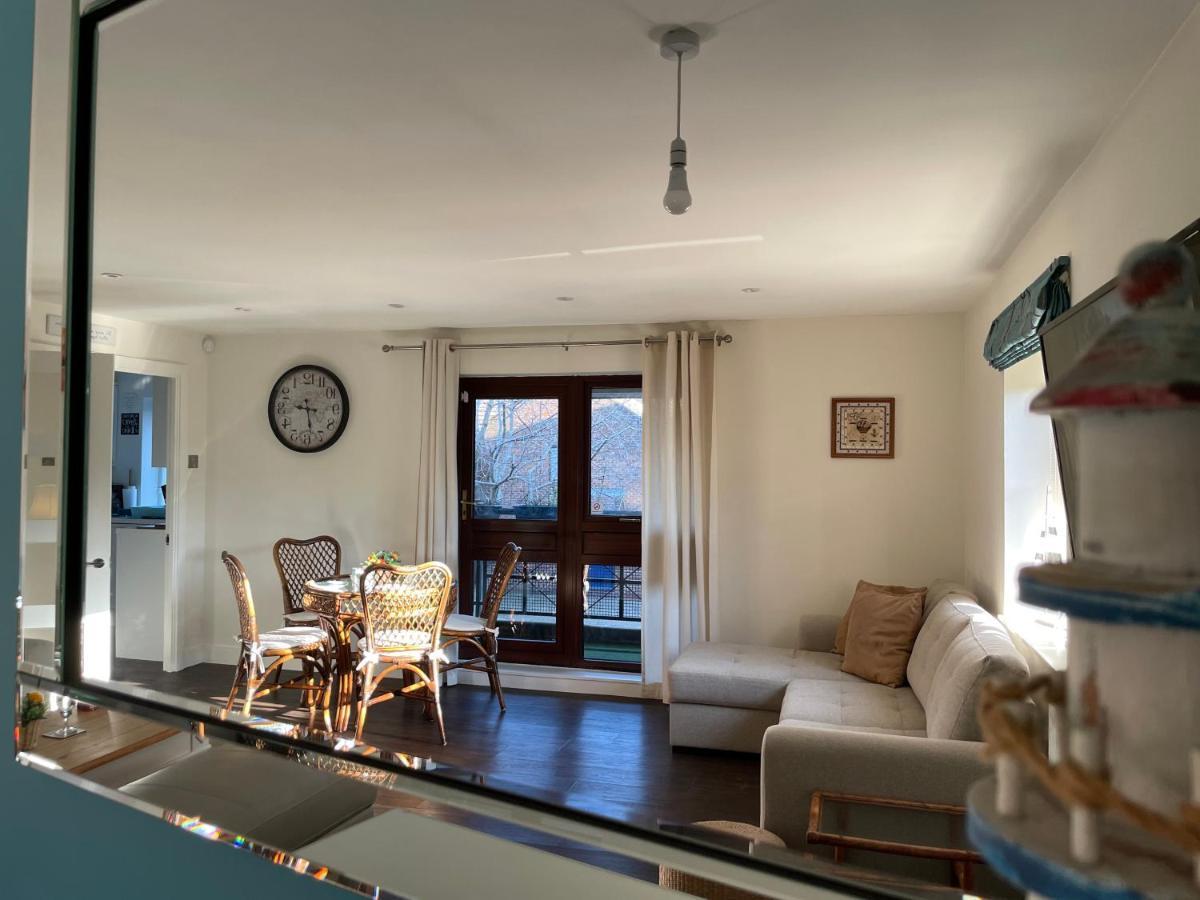 St Georges Balcony Suite With Parking Portsmouth Eksteriør bilde