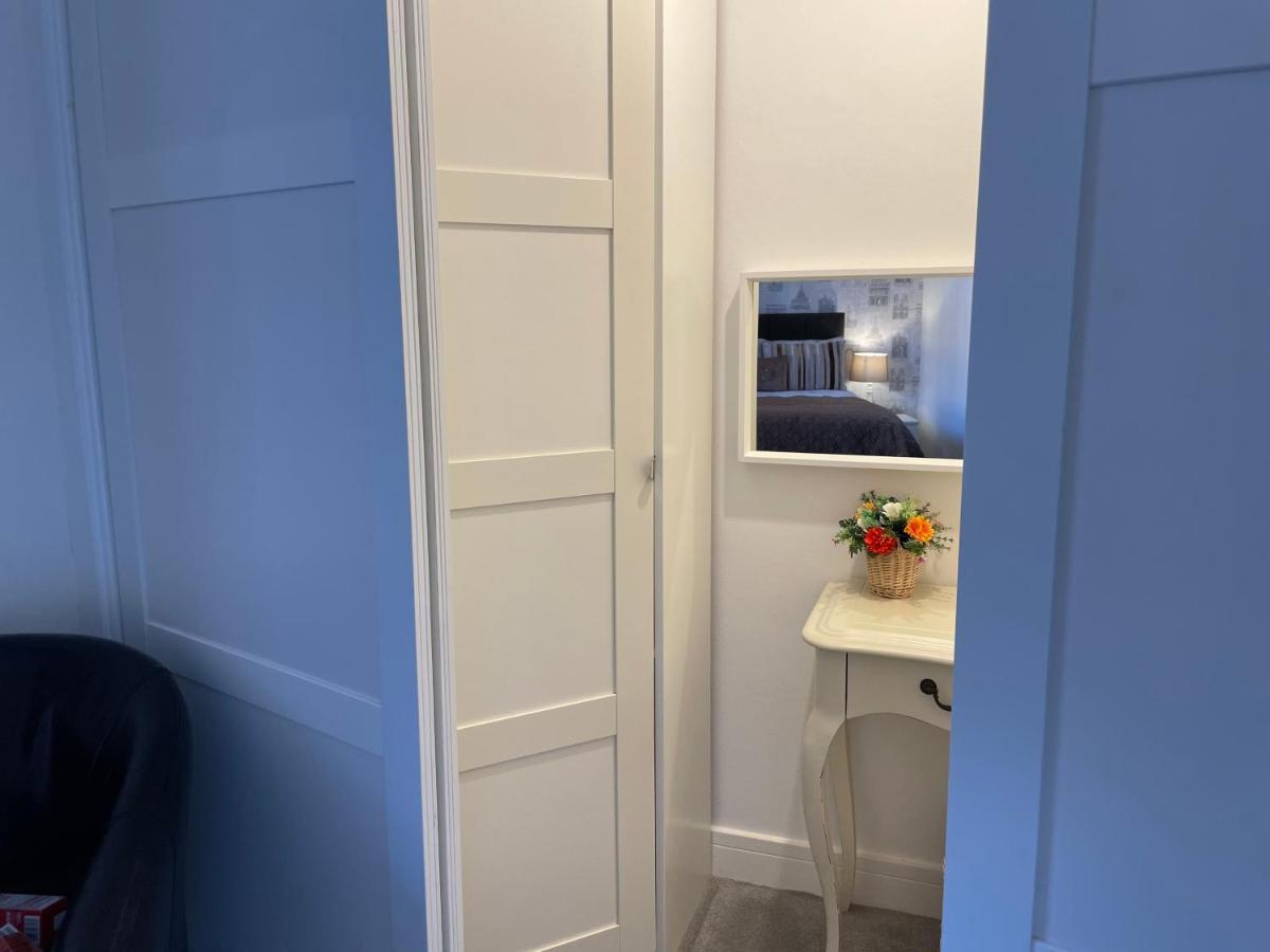 St Georges Balcony Suite With Parking Portsmouth Eksteriør bilde