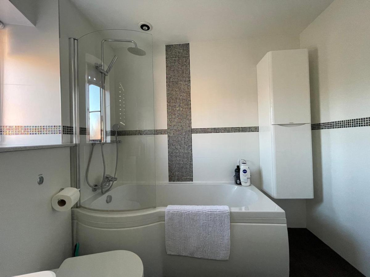 St Georges Balcony Suite With Parking Portsmouth Eksteriør bilde
