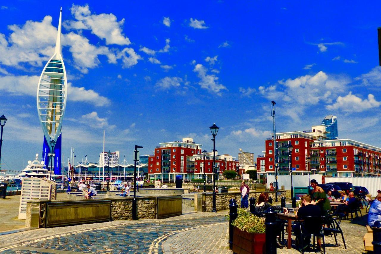 St Georges Balcony Suite With Parking Portsmouth Eksteriør bilde